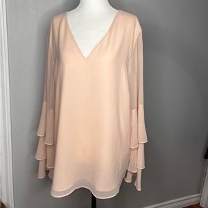 Calvin Klein NWOT Womans Drapy Fancy Sleeved Blouse!!